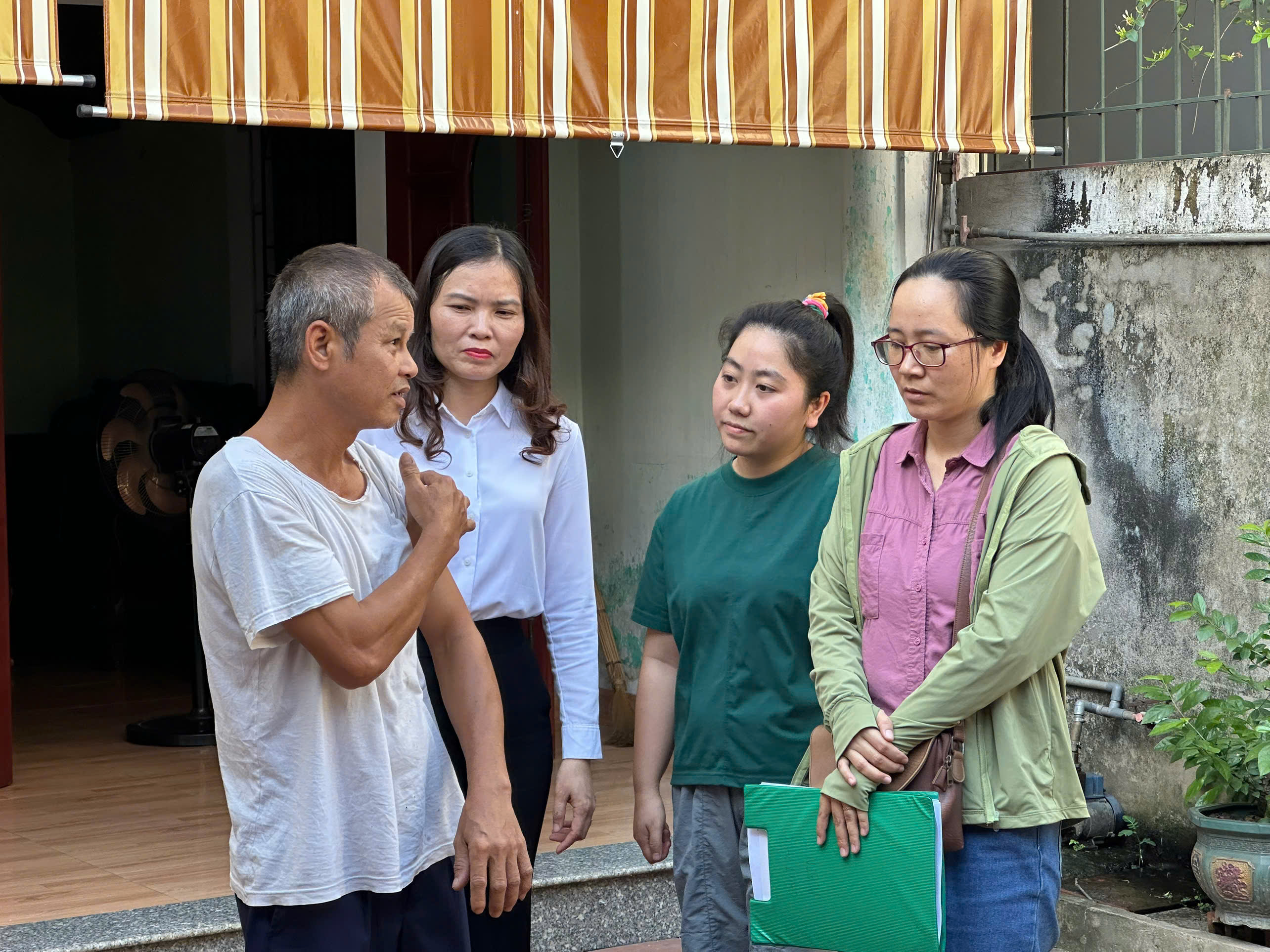CDC Hà Nội tăng cường giám sát điều tra, xử lý ổ dịch dại tại xã Thạch Thất