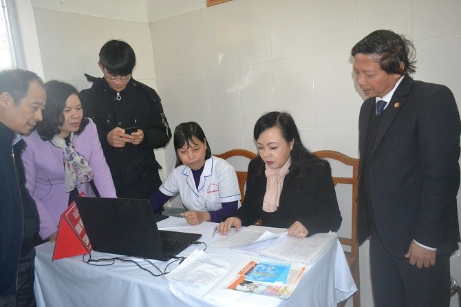 Bộ trưởng Bộ Y tế Nguyễn Thị Kim Tiến làm việc về công tác tiêm chủng trên địa bàn Hà Nội